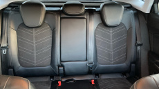 Vauxhall Grandland 1.5 Turbo D Ultimate 5dr Auto Diesel Hatchback